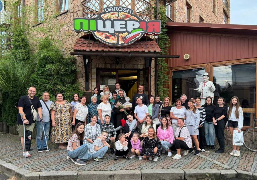 Hitesfeny Huszt 1